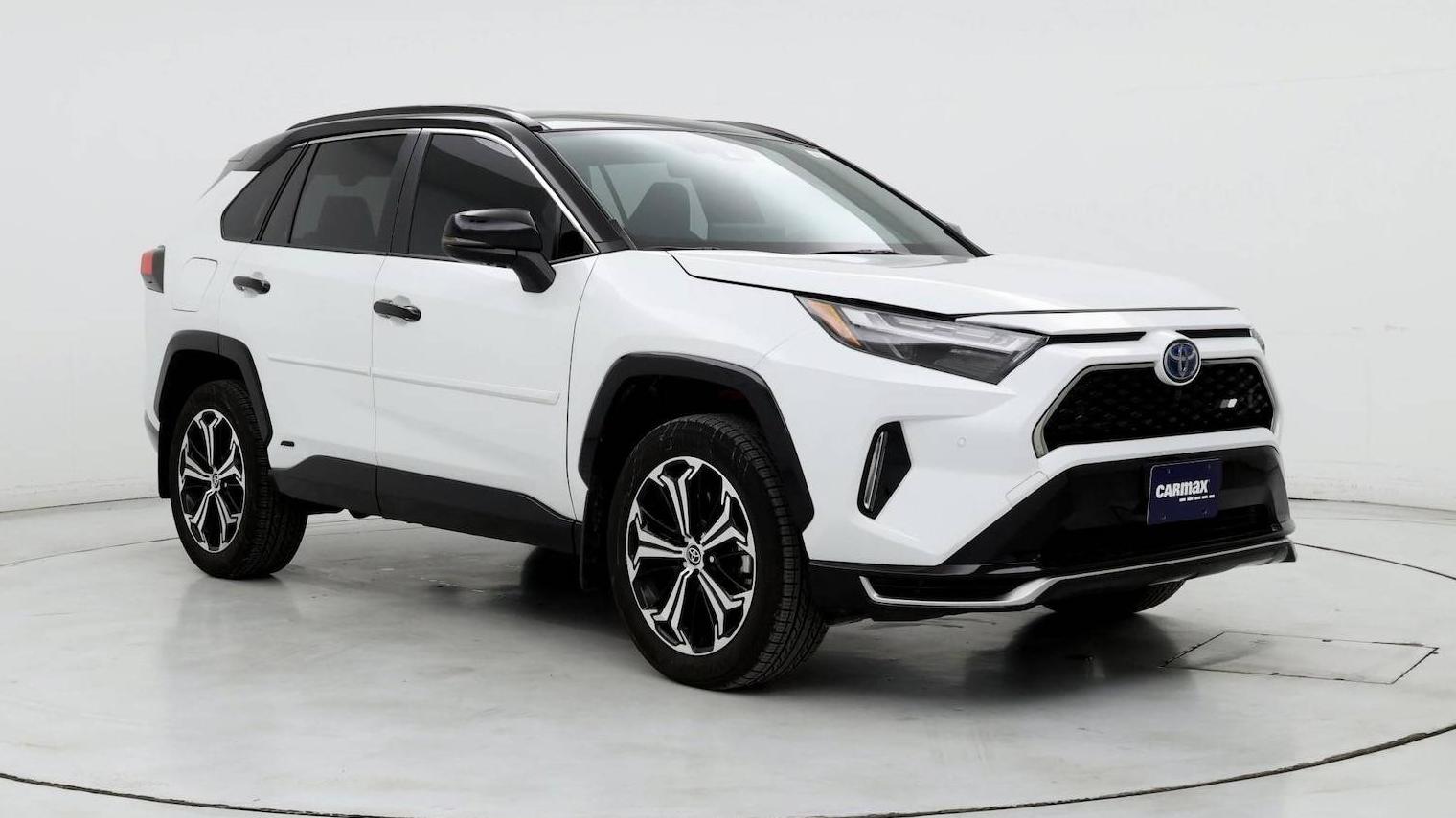 TOYOTA RAV4 PRIME 2024 JTMFB3FVXRD182840 image